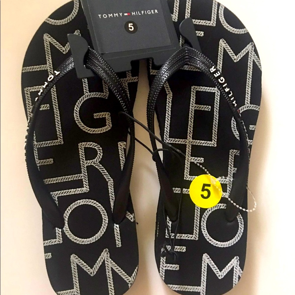 TOMMY HILFIGER SANDALS